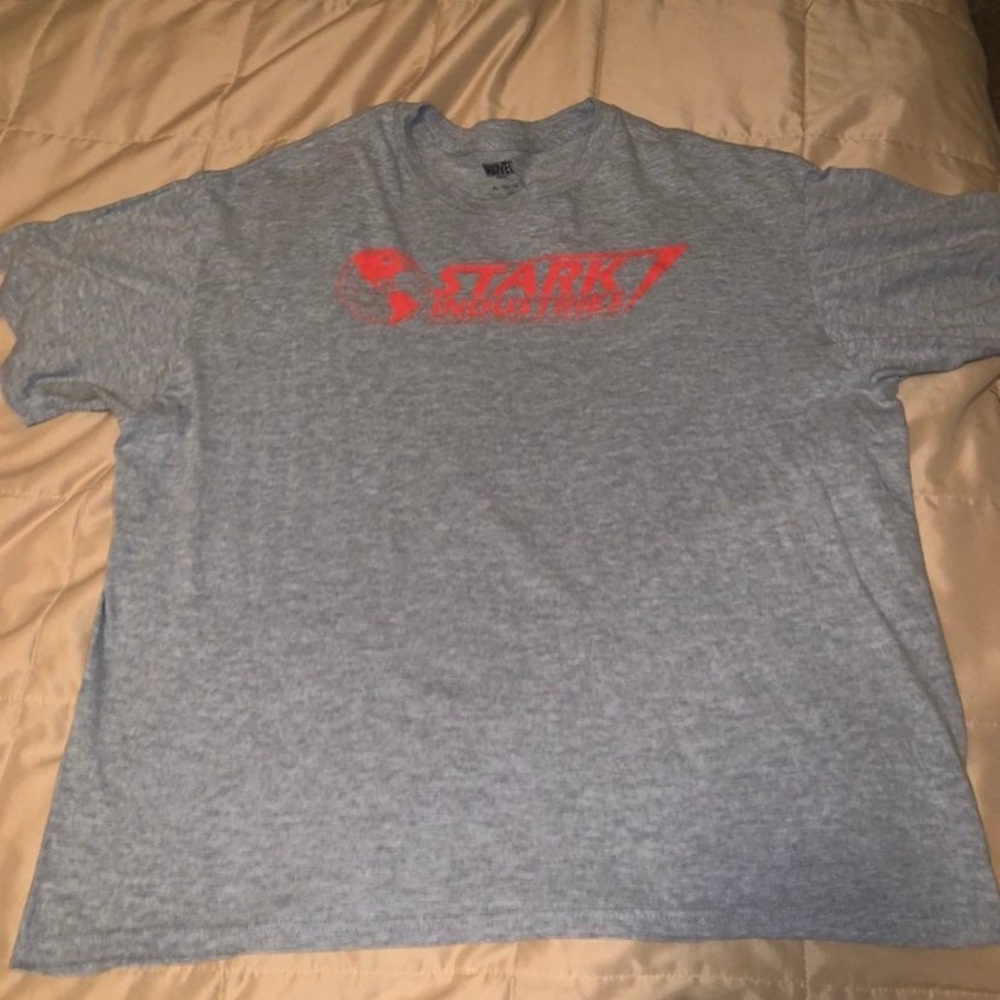 Stark industries men’s grey T-shirt